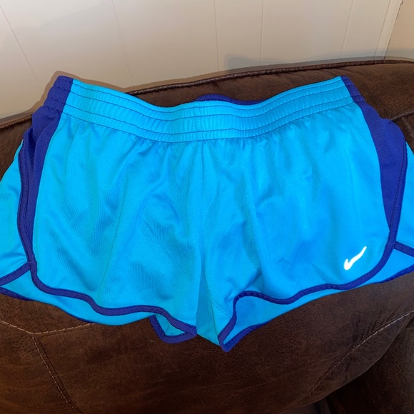 Nike DriFit Running Shorts - Picture 1 of 3